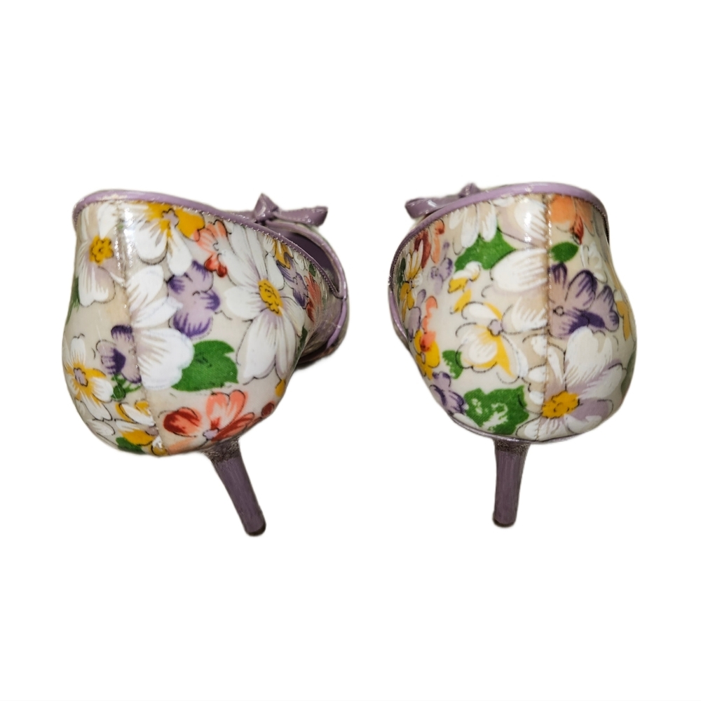 Flower Power Heels - Picture 7 of 8
